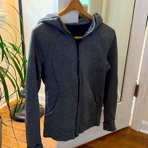 Lululemon fitted grey scuba zip up